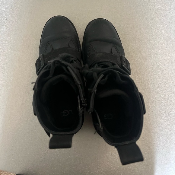 UGG Noe Combat Lace Up Boots Black- size 7.5 - Picture 8 of 10